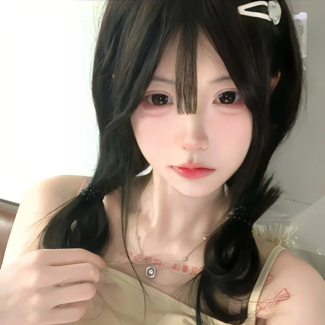 住楼上的女人